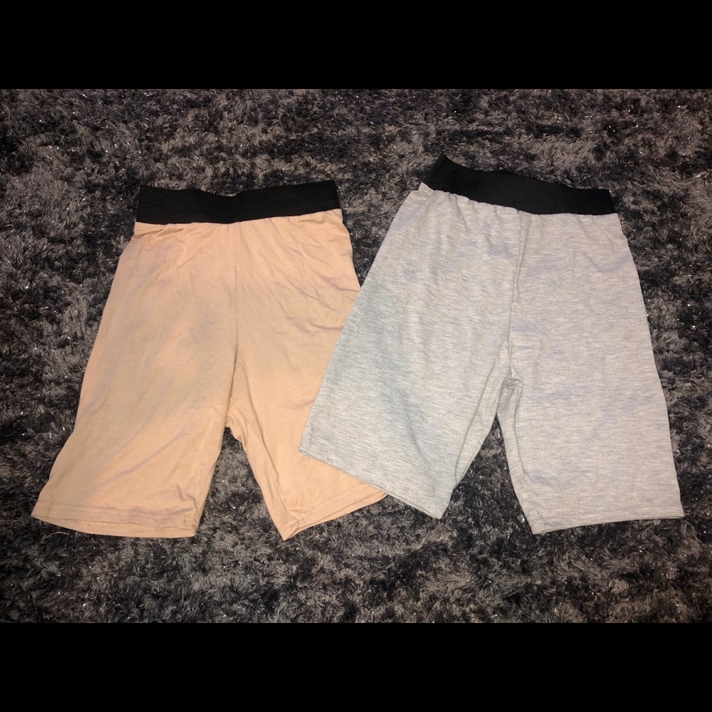 Set of biker shorts